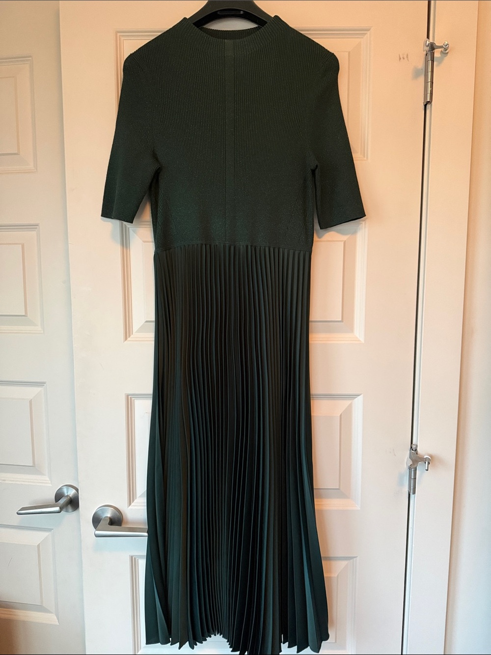 Hugo Boss Women’s Dark Green Pleated Midi Dress